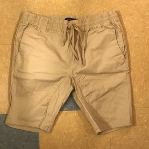 Skinny Jogger Khaki Shorts